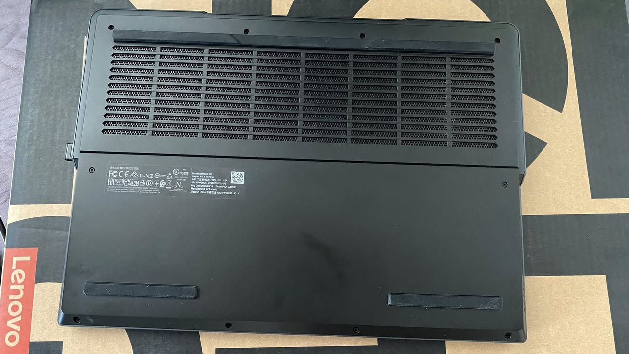 لابتوب لينوفو برو5 
 Lenovo legion pro 5 
الغني عن التعريف مستخدم سنة تقريبا ما بيه ولا اي عيب لا شخطة ولا جلخة مثل ما موضح بالصور سبب البيع محتاج فلوسه 

Legion pro5
13th core i7HX
Hard 512 GB ssd
Ram 16 GB
RTX 4060 8GB
16” 240Hz
دقة الالوان srgb100%
Display
16" WQXGA (2560x1600) IPS 500nits Anti-glare, 100% DCI-P3, 240Hz, DisplayHDR 400, Dolby Vision, G-SYNC, Low Blue Light, High Gaming
Performance
السعر 1,400.000 دينار عراقي


**إذا كنت صاحب هذا الإعلان وتريد حذفه لأي سبب، رجاءا أرسل رسالة إلى الدعم الفني**