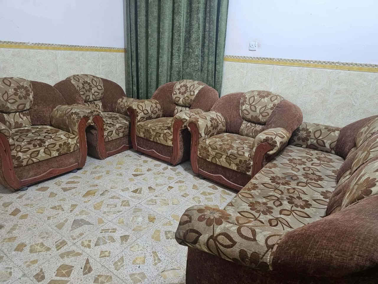 سلام عليكم تخم قنفات 10 نفرات تسكام عراقي نضيف فقط وحدة من القنفات بيهة مكان حرك فقط الباقي نضيف مابي اي كسر الشراي يراسلني خاص ادزلة رقم الهاتف


**إذا كنت صاحب هذا الإعلان وتريد حذفه لأي سبب، رجاءا أرسل رسالة إلى الدعم الفني**