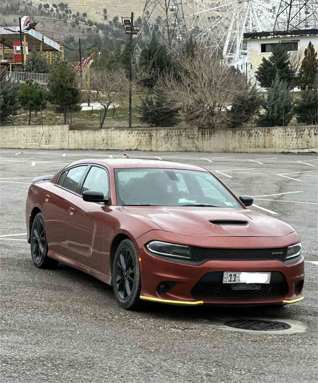 جارجر  جيتي GT  موديل 2020  اصل اصل
لون مشمشي مميز 

سياره كفاله من صبغ بيها بارد بسيط بجاملغ وبنيد  سونار مرفق مع المنشر

رقم بغداد الجديد بسمي  مكانها بغداد

السعر 204$
هاتف /***********

  فول  مواصفات 1/1   
المحرك : V6.  3.6L 
دفع/AWD
* جناح خلفي بلادي
* ويل قياس 20 انچ  بلادي تخم تاير جديد
مقاعد رياضية  
* مصابيح أمامية زنون . 
* كشافات الضباب زنون . 
* المصابيح الأمامية مع LED . 
* حساسات . 
* شاشه كبيرة مع نظام ملاحة نفكيشن GPS .
* سستم صوت الپاين . 
* مقاعد أمامية كهربائية عدد 1 
* تشغيل عن بعد . 
* محدد سرعة . 
* تلفون بلوتوث . 
* كاميرا خلفية .
