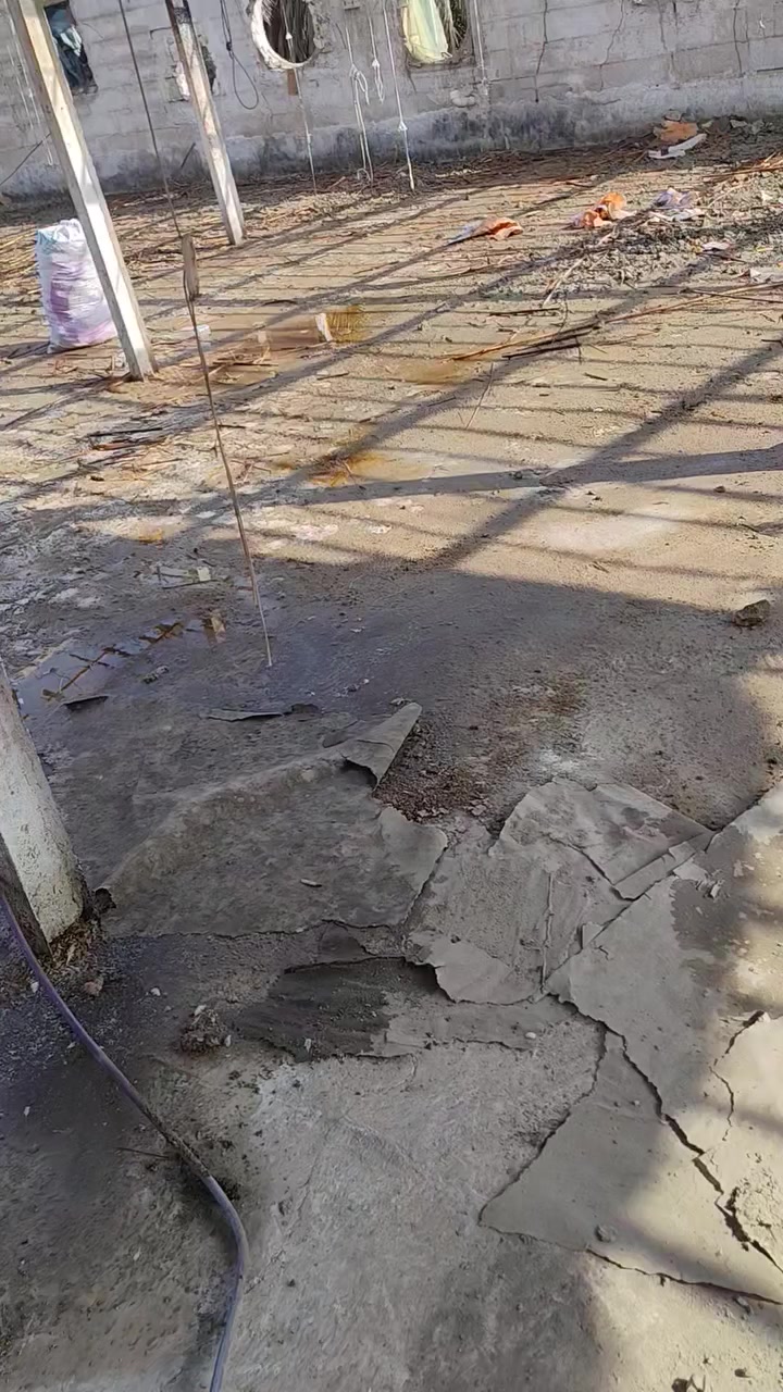 السلام عليكم اغراض مستخدمه جينكو +باري +شخاط +شيلمان +ضفيره 40 متر ***********
