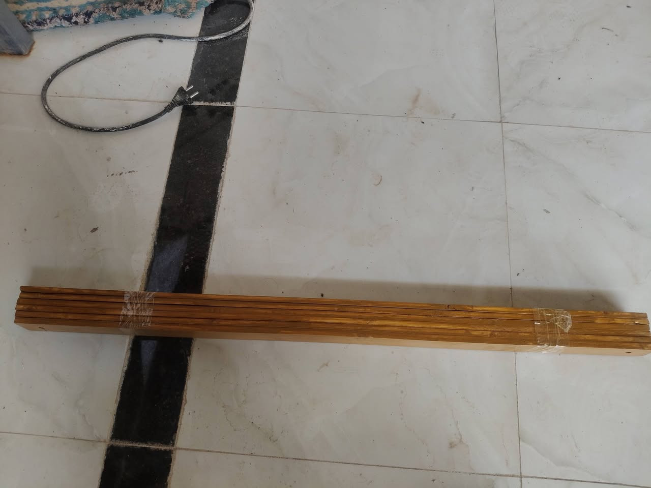 سيبايه للبيع بعده مامشدوده مال النترا علا اي سياره صير بعده جديده وكبات بعدهن ما مشدودات السعر كلهن 50الف ودركه هديه الستففسار ***********
