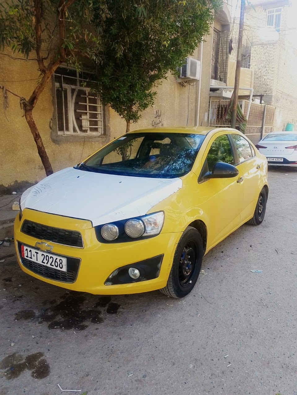 سلام عليكم للبيع شوفرليت سونك 🚘 رقم بغداد انكليزي بسمي 
موديل 2012 ⭐
وارد خليجي ⭐
مكينه 1800 ⭐
كير مكينه خير من الله  ⭐️
 تبريد تدفهه⭐️
مصفره هيئه وغرامات⭐️ 
شاشه تاب اصليه⭐️ 
صدر جديد⭐️
تخم تاير جديد ⭐️
 باتري جديد ⭐️
مغلفه كشنات وارضيه ⭐️
السعر 60 وبيهه مجال  سياره متعوب عليهه 
***********  مكاني بغداد العبيدي شارع 20
