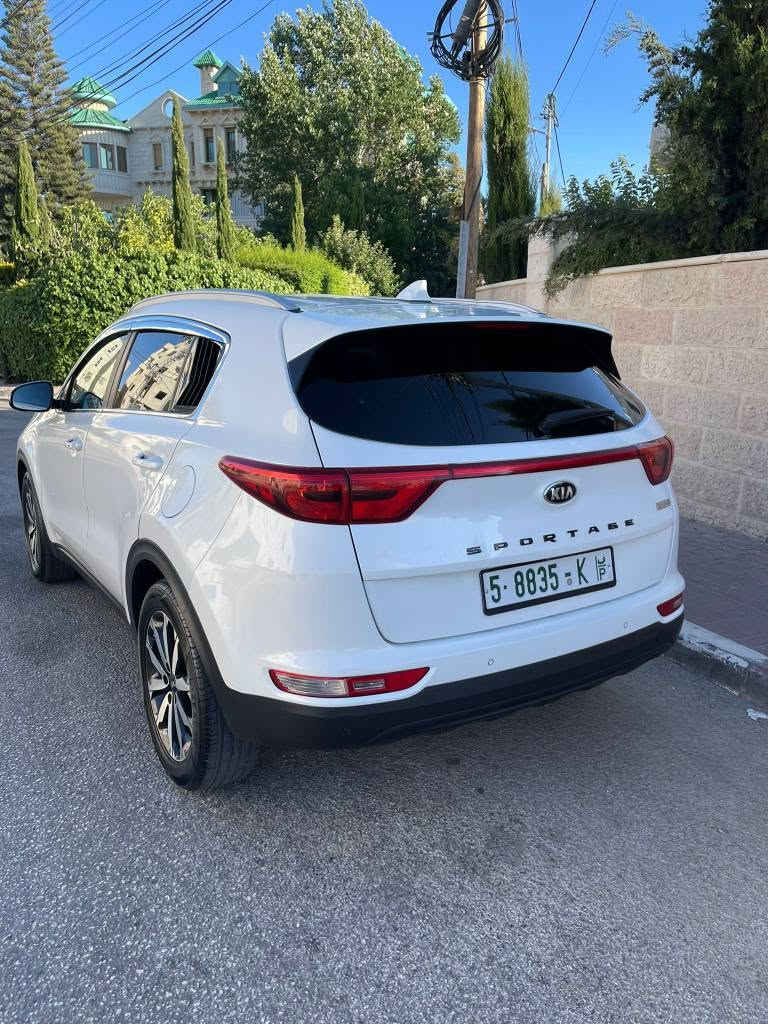 كيا سبورتاج 2019/2018 اتومات ديزل ❤️❤️ 
فحص نخب .. ترخيص تأمين ساري المفعول 
متور 1700 ديزل اقتصادي جدآ..🏃🏃
حرررررق كاااااش 🔥🔥🔥
التواصل فقط 0592556191 Area A, فلسطين


**إذا كنت صاحب هذا الإعلان وتريد حذفه لأي سبب، رجاءا أرسل رسالة إلى الدعم الفني**