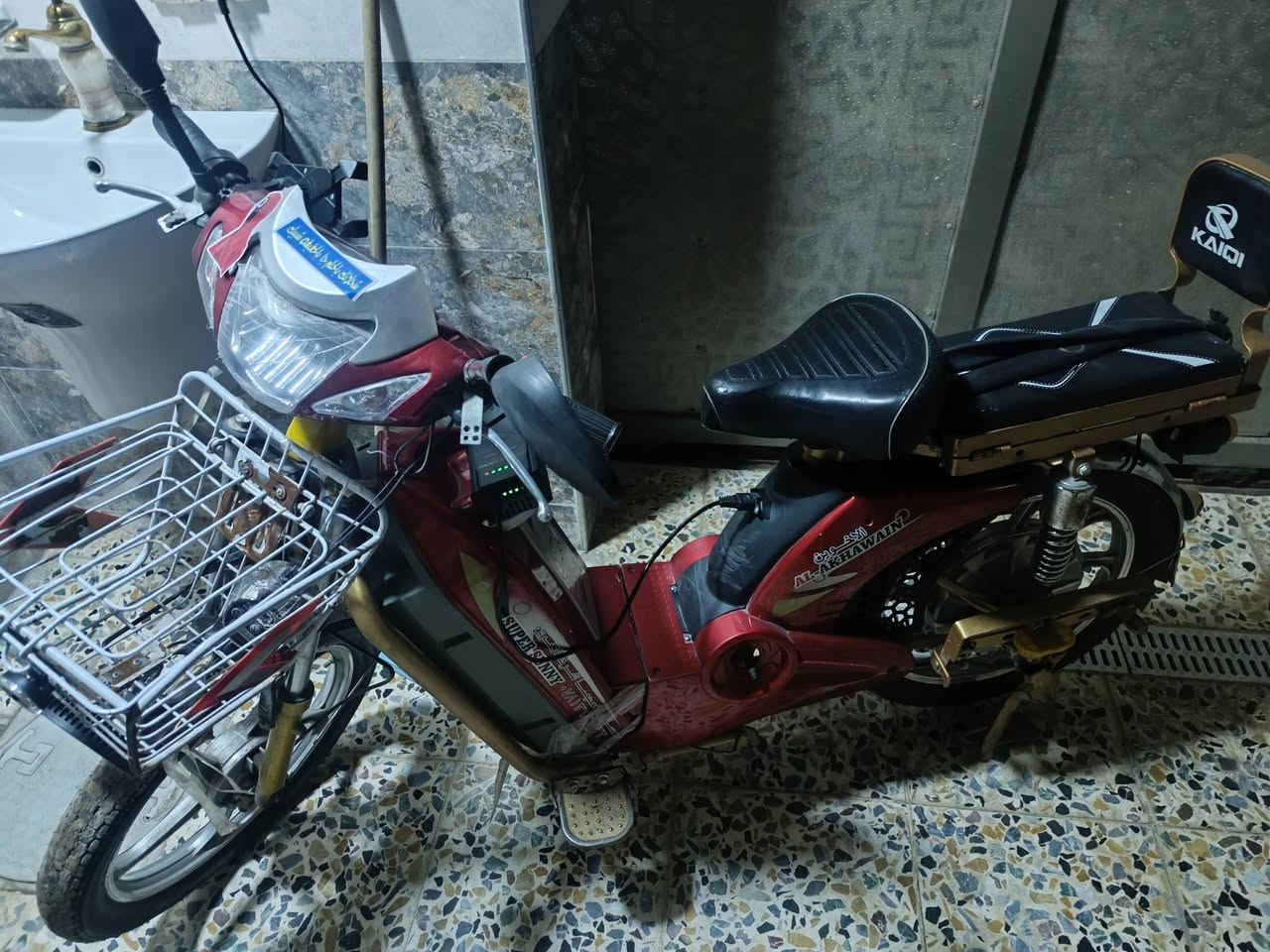 سلام عليكم دراجة نضيفه استخدام قليل بطاريات 5 نضيفات ، سعر 350 وبيها مجال


**إذا كنت صاحب هذا الإعلان وتريد حذفه لأي سبب، رجاءا أرسل رسالة إلى الدعم الفني**