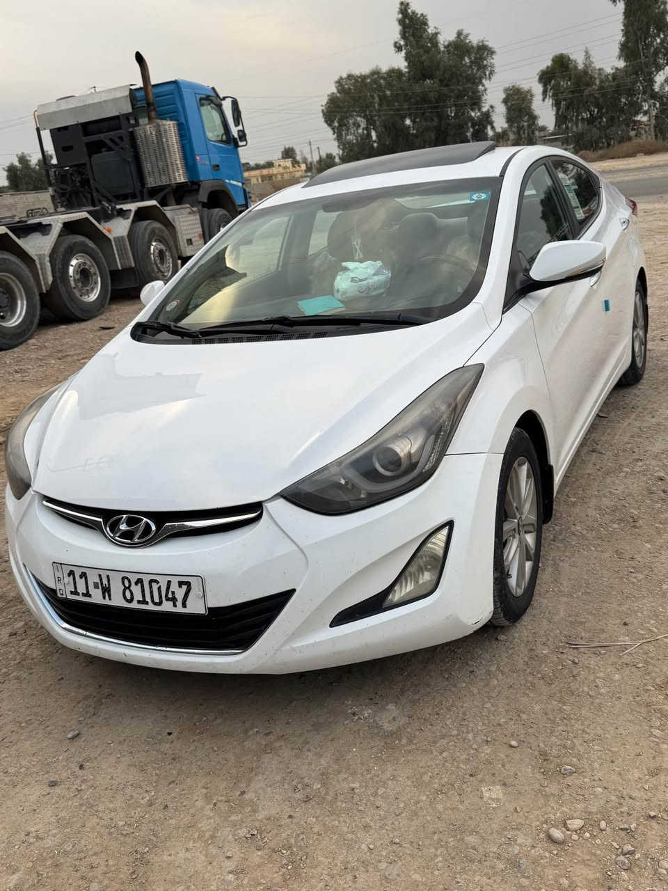 للبيع النترا 2015 خليجي 

سياره جديده جاهزه من كلشي

فول موصفات 1/1 بدون بصمة

سلايد فتحه شاشه كامره 
تحكم ستيرن تبريد قطعتين 
مري شفط 
مكينه 1800 دوش مكينه كير حداديه تخم تاير تبريد كله جديد 
رقم بغداد دولي سنويه جديده 
بيها علكد الرقم الخلفي صبغ وربع قبغ الجنطه بدون اي دواخل فقط رش 
السعر 123 ومجال بيهة 
*********** بعقوبة, ديالى
