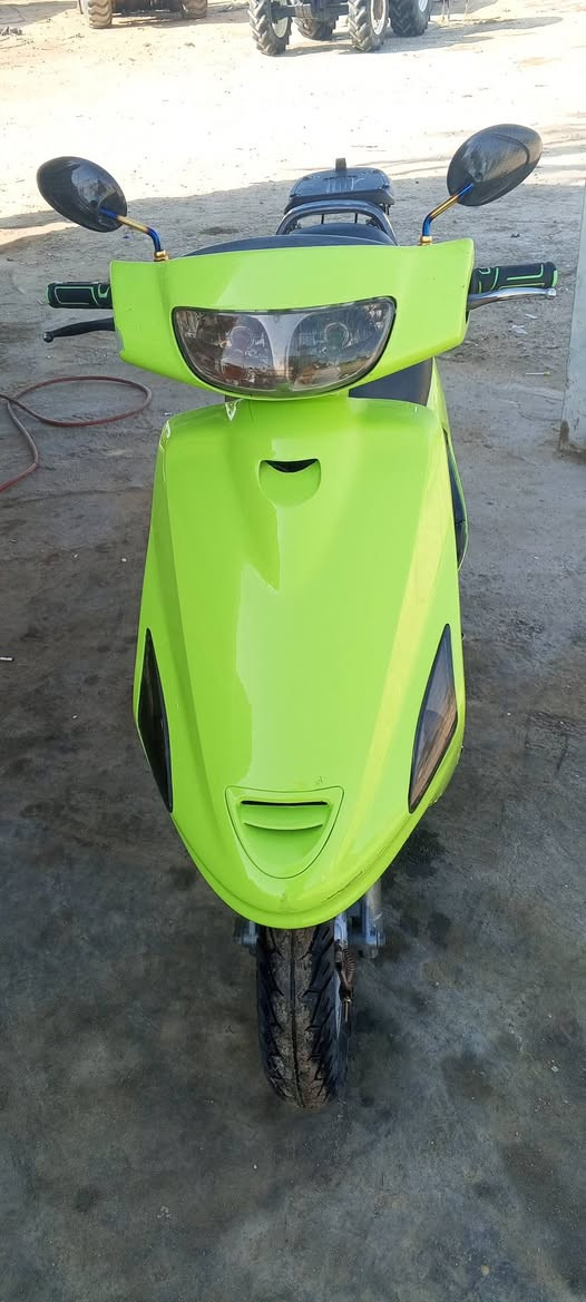 السلام عليكم
دراجه للبيع 

نظيفه ملاح كدامك 

دراجه مال جناي

مكان مشخاب

سعر خااص


**إذا كنت صاحب هذا الإعلان وتريد حذفه لأي سبب، رجاءا أرسل رسالة إلى الدعم الفني**