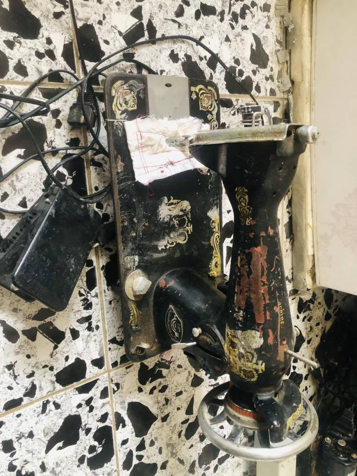 السلام عليكم غراض للبيع نضافه فول كلمن وسعره السنك نضافه 100‎%‎السعر 100وبي مجال بسيط المكائن الوحده ب50وبيهن مجال بسيط الدوشك ب85وبي مجال بسيط للاستفسار الاتصال ***********
