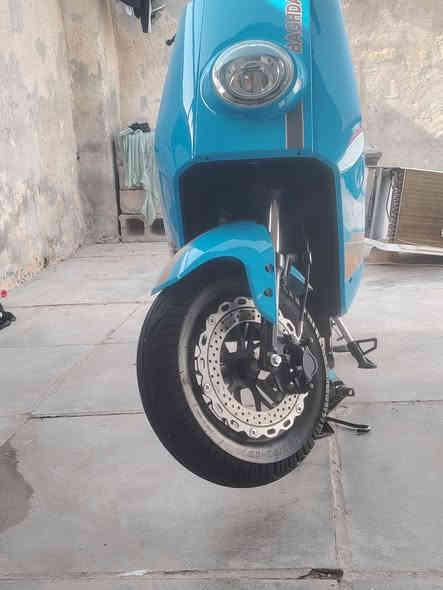 سلام عليكم عيوني دراجه شحن بوليس للبيع  دراجه كفاله اي نقص مابيهه سعر خاص مكاني بغداد الحريه هاتف ***********
