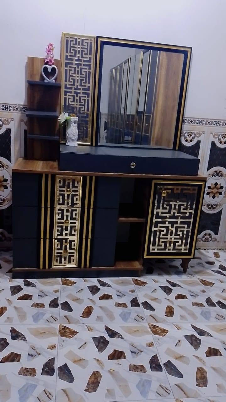 سلام عليكم غرفه نوم تركيه مكونه من 8 قطع غرفه نضيفه
السعر 400 وبيه مجال 
العنوان رمادي تأميم قادسيه ثانيه 
الاستفسار على هذه الرقم ***********
