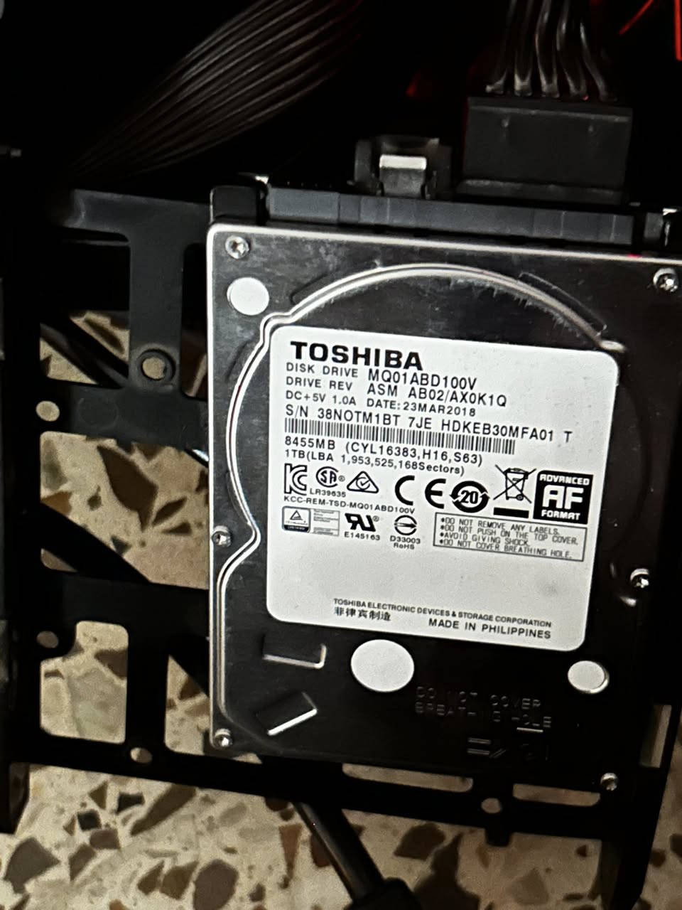 حبايب هارد HDD شغال ونضيم  مستخدم بسيط  مساحة 1 تيرا 
للبيع لتواصل ***********

