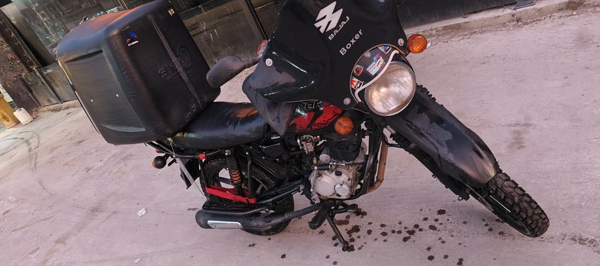 سلام عليكم
بوكسر موديل 22 اوراق اصوليه كامله من كلشي والحمدالله استخدام شخصي كهربائيات مكينه كير خير من الله والحمدالله مكان بغداد ***********
