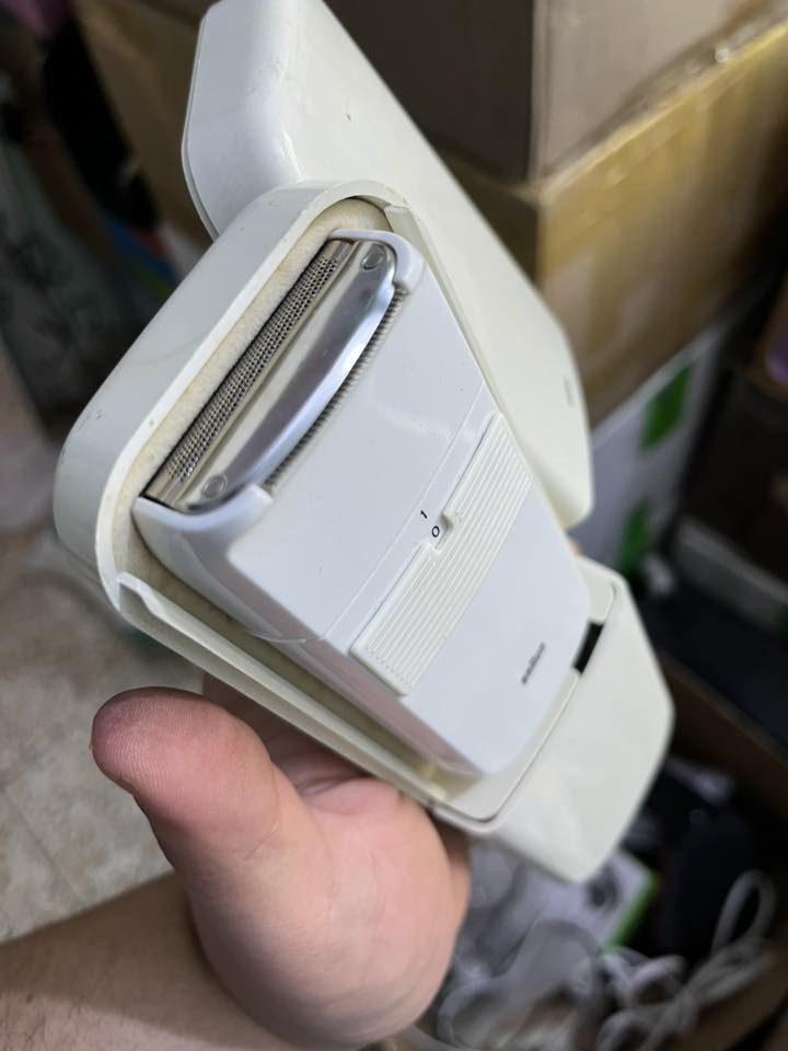 براون اصليه سعر ٢٥ توصيل مجاني


**إذا كنت صاحب هذا الإعلان وتريد حذفه لأي سبب، رجاءا أرسل رسالة إلى الدعم الفني**