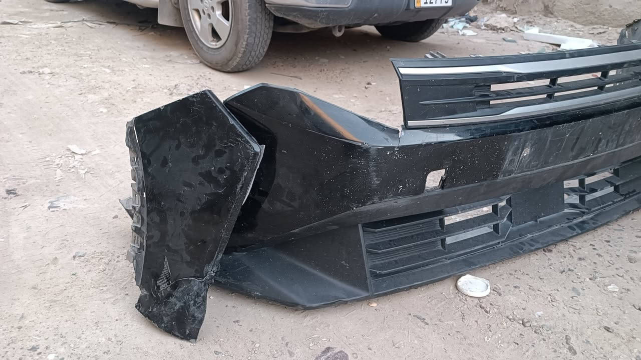 سلام عليكم عليكم شباب غراض للبيع  الي تفيده يراسلني وبلخدمه ***********
