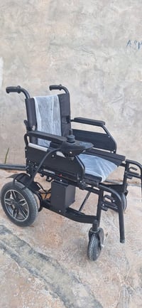 عربانه كهربائيه مستخدمه كلش قليل السعر ٣٥٠ شراي اتصل 07872666569