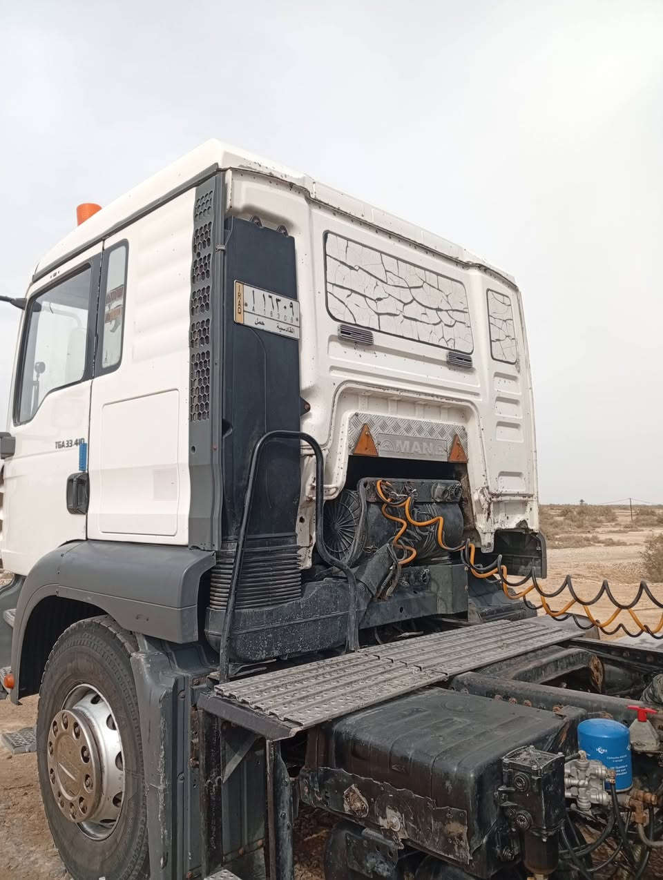 السلام عليكم 
البيع مان موديل 
2007 معلايه 2012 
كير مكينه جديد حجم 410
تخم تاير راس وعربانه
البيع راس او كامله
اتصل عل رقم 
***********
