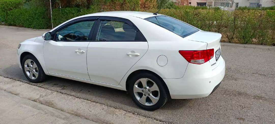 • كيا سيراتو موديل 2010
 • رقم سليمانية باسمي – تحويل ثاني يوم
 • كير أوتوماتيك
 • مكينة 1.6 اقتصاديه
 • جامات كهرباء
 • نظام ABS
 • تبريد + تدفئة شغال 100%
 • داخل أحمر ❤️

الحالة:
 • الحادث موضح بالصور
 • شرط بدون دواخل
 • صبغ: 2 تكمة + باب + جام لغ

📍 مكان السيارة: أربيل

💰 السعر: اكتب تم ويصلك السعر بالخاص
📞 أو اتصال على الرقم:***********
