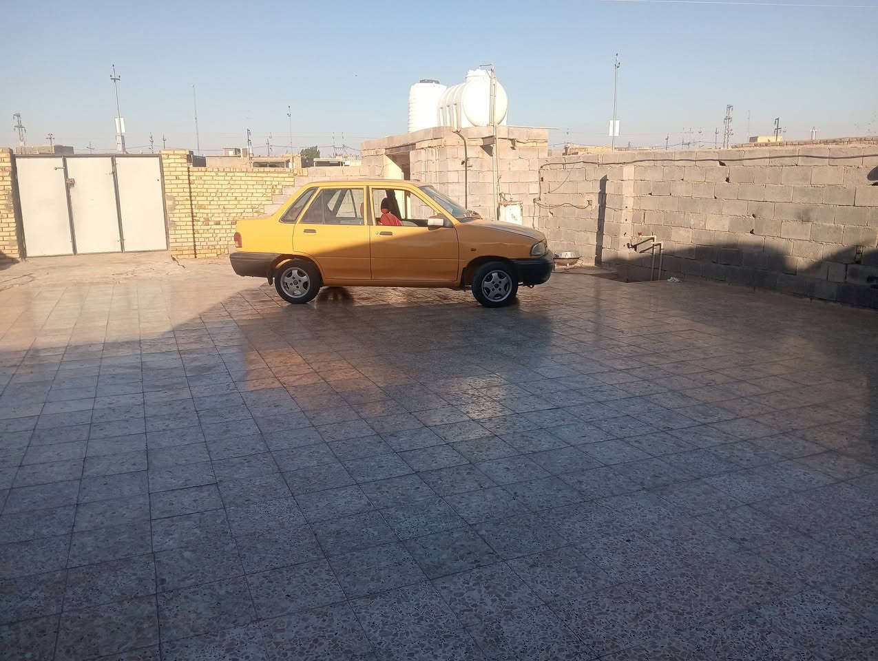 سلام عليكم سياره سايبه موديل 2013مكينه كير حداده شواصي عل لبلاد تدفئه تبريد عوزه بس غاز سياره جاهزه كبل للشارع سنويه نافذه صارله سنه و ست اشهرالمكانه قضاء قلعه صالح والسعر 21وبيه مجال  للستفسار اكثر اتصل عل رقم وتدلل‏‪0785 282 4804‬‏
