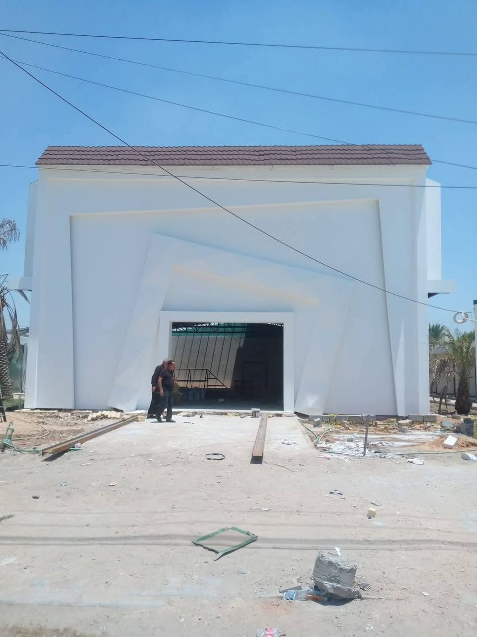 السلام عليكم صباغ وجهيات وحداديه وعمل فلين سقف عمل بديل الرخام وبديل الخشب عمل لوحات  جدران عمل اطارات خرجيه عمل سحبات الستفسار مرسلت الصفحه أو الاتصال بل رقم الهاتف ***********
