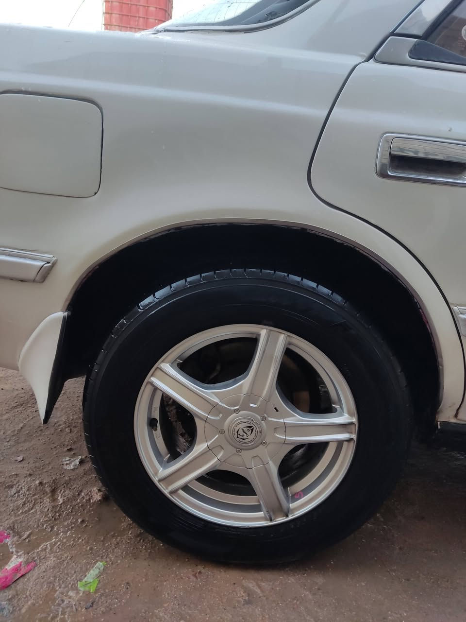 السلام عليكم مارك كصيف للبيع مكفوله كصه ونقل جثه وضربه حداده جديده كهربائيات كلهه شغاله مكينه vvt تخم تاير كله جديد رقم ذي قار تحول ثاني يوم مكان السياره بصره زبير رقم الهاتف ***********
