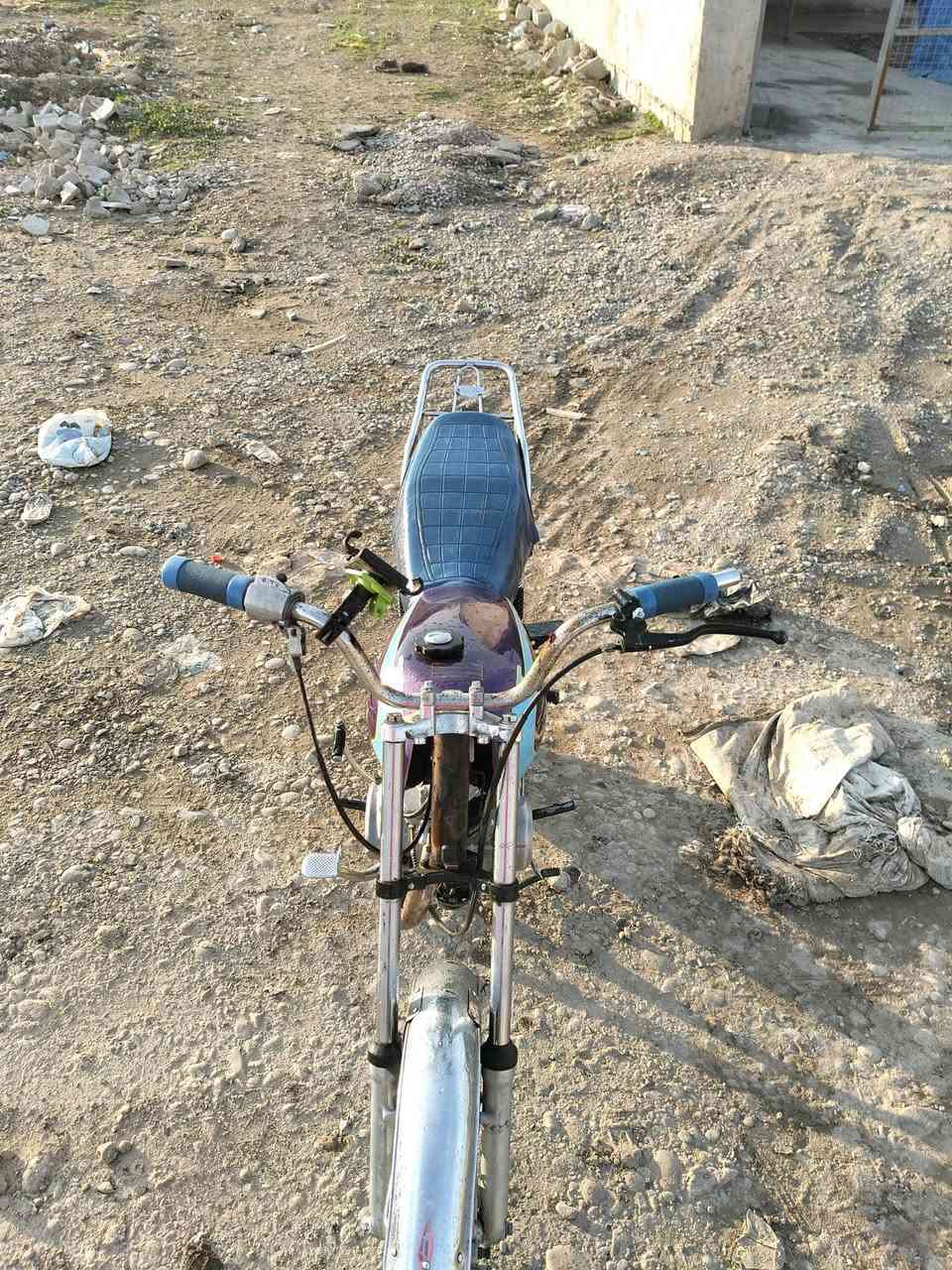 سلام عليكم شباب..
دراجه للبيع  ℕ𝕄𝕀.. الدراجه نضيفه. زوج تاير جديد. محرك لاصرف ولا بخار.. صالنصه رياضي.. ويل نضيف.. الدراجه كدام عينك.... السعر 200 او بيهه مجال للطيبين 
مكاني كركوك حي العسكري.. اتصل ***********

رجاء الموشراي لا يتعبني 🤍
