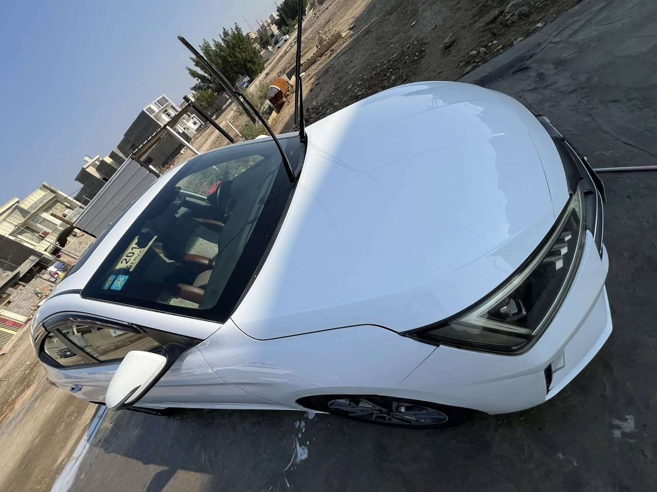 السلام عليكم للبيع النترا موديل ١٩ شكل ال ٢٠ خلجي مفوله السياره بصمه محرك ٢٠٠٠ دوش السعر ١٦٠ وبيه مجال العنوان بغداد ابو غريب ***********
