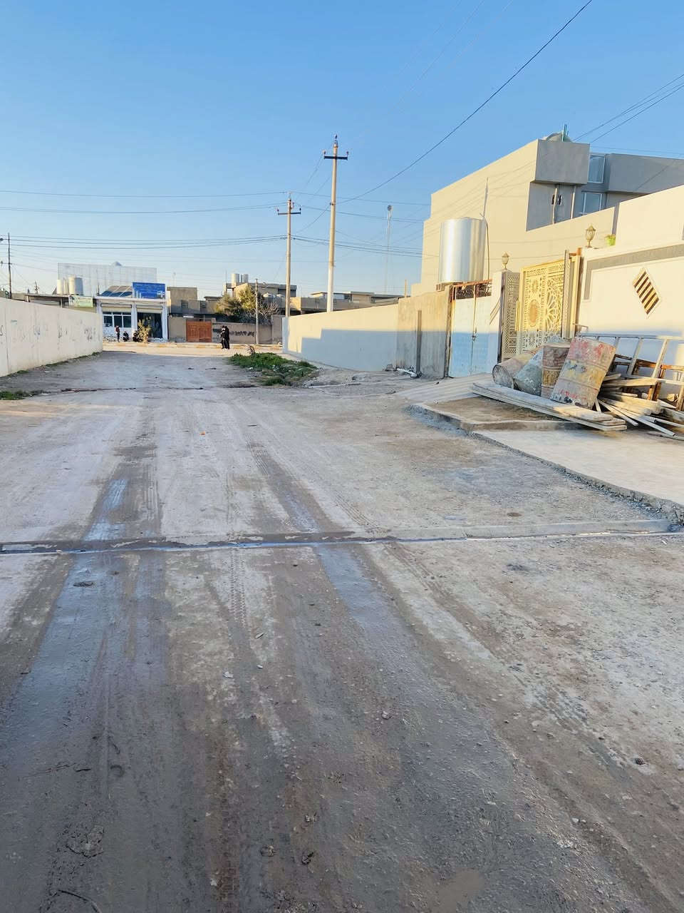 #مكتب_برايتي_للعقار_والمقاولة  
🔹 اعلان __اعلان .
♦️بيت طابو طابقين للبيع مساحة 130 .
  الطابق الثاني مكون من صاله صغيرة 
 وصحيات وغرفة سعر ( 62) وبيه مجال . 
🔹الموقع حي العصرية مقابيل مدرسة سفين .  لاستفسار الاتصال على الأرقام 📞 
***********
 *********** 

♦️وللمزيد زورنا في مكتبنا #طوز /بداية مدخل العصرية بجوار #مطعم_ملك_الشام

#مكتب_برايتي_للمقاولة للبيع وشراء الأراضي .(السكنية_الزراعية_والتجارية )

#وتنظيم كافة عقود البيع والشراءبرايتي للعقار والمقاوله@إشارة
