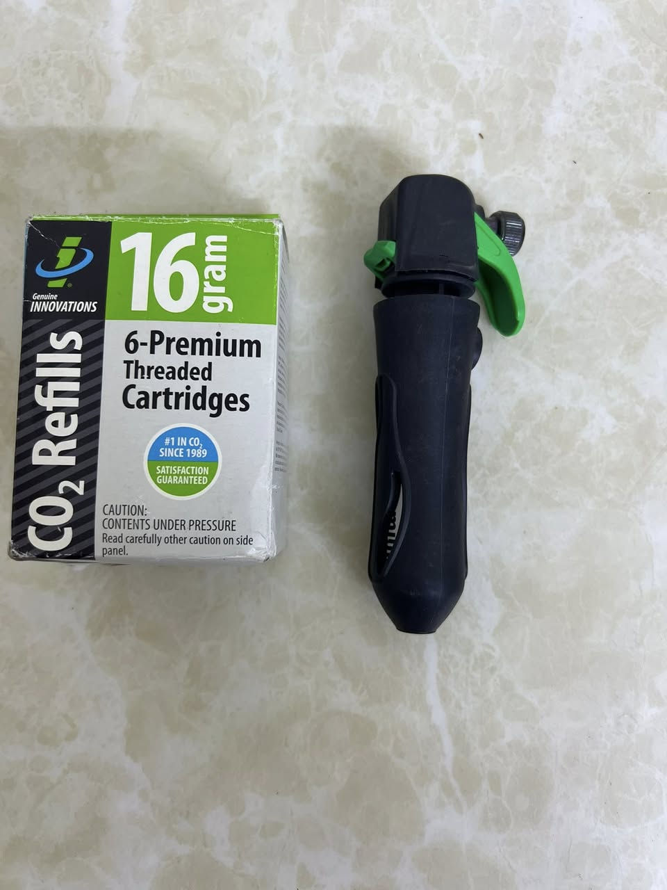 السلام عليكم منفاخ طوارئ السعر 35 الف العنوان بغداد الوزيرية قرب مستشفى العيون يوجد خدمة توصيل ***********
