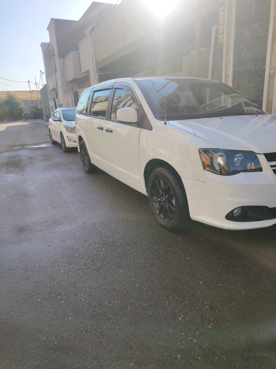 دوج كرفان جي تي فول مواصفات بغداد موديل 2020
حادث قبق جنطة امبدل نفس الون وصبغ بلباب السلايت وجاملغ الامامي البجم كبس بدون ايرباك صور الحادث منشوره
السعر 210 وبيهة مجال مكاني بغداد حي حطين قرب العامريه ***********
