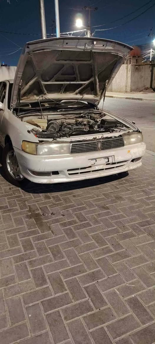 السلام عليكم كرستا نفخ للبيع
موديل ٩٥ مكفوله كص و نقل جثه و ضربه قويه  صبغ جماليه كير مكينه تبريد حداديه سياره جاهزه باسمي ٧١ بيه مجال ***********
