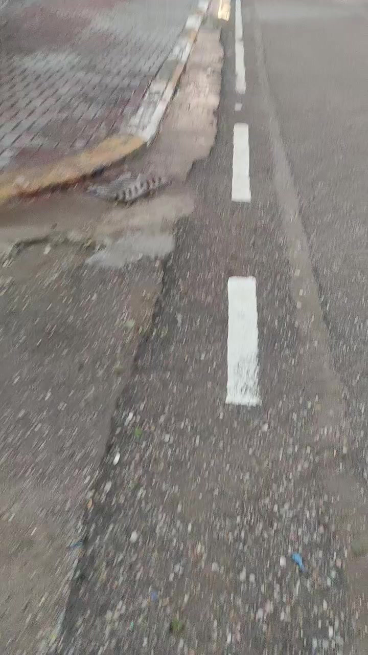 السلام عليكم بيت قديم 390م للبيع حي الجمعية الاستفسار ***********
