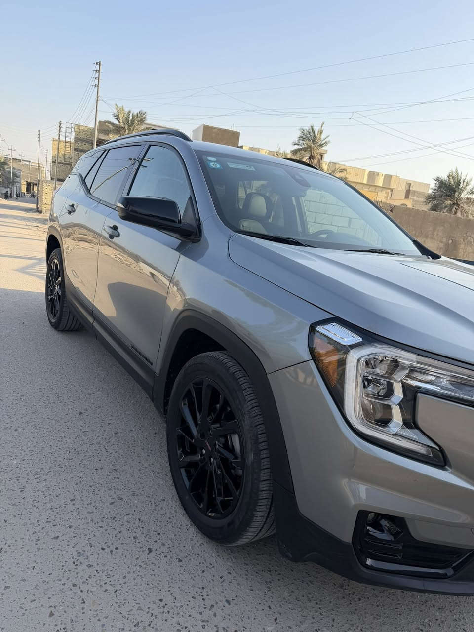 جمسي تيران 2023 slt فول مواصفات صندوك كهربائي
ماشيه 21 الف هزه جديده سنويه جديده الحادث سطحي حته الايتات راجعات نفسهن كما موضح في الصوره
السعر 183 وبيها مجال 
عنوان البصره ابي الخصيب
***********
