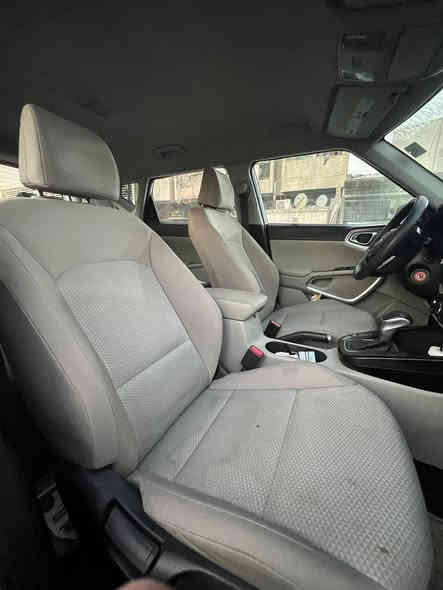 السلام عليكم صول لون ابيض مرقم بغداد ماشية 23 مكينة دوش موديل 22 سيارة حادثها جاملغ نفسة مصلح ونص البنيد صبغ سيارة ليبل واحد الداخل بيجي المكان بغداد السعر143 هاتف ***********
