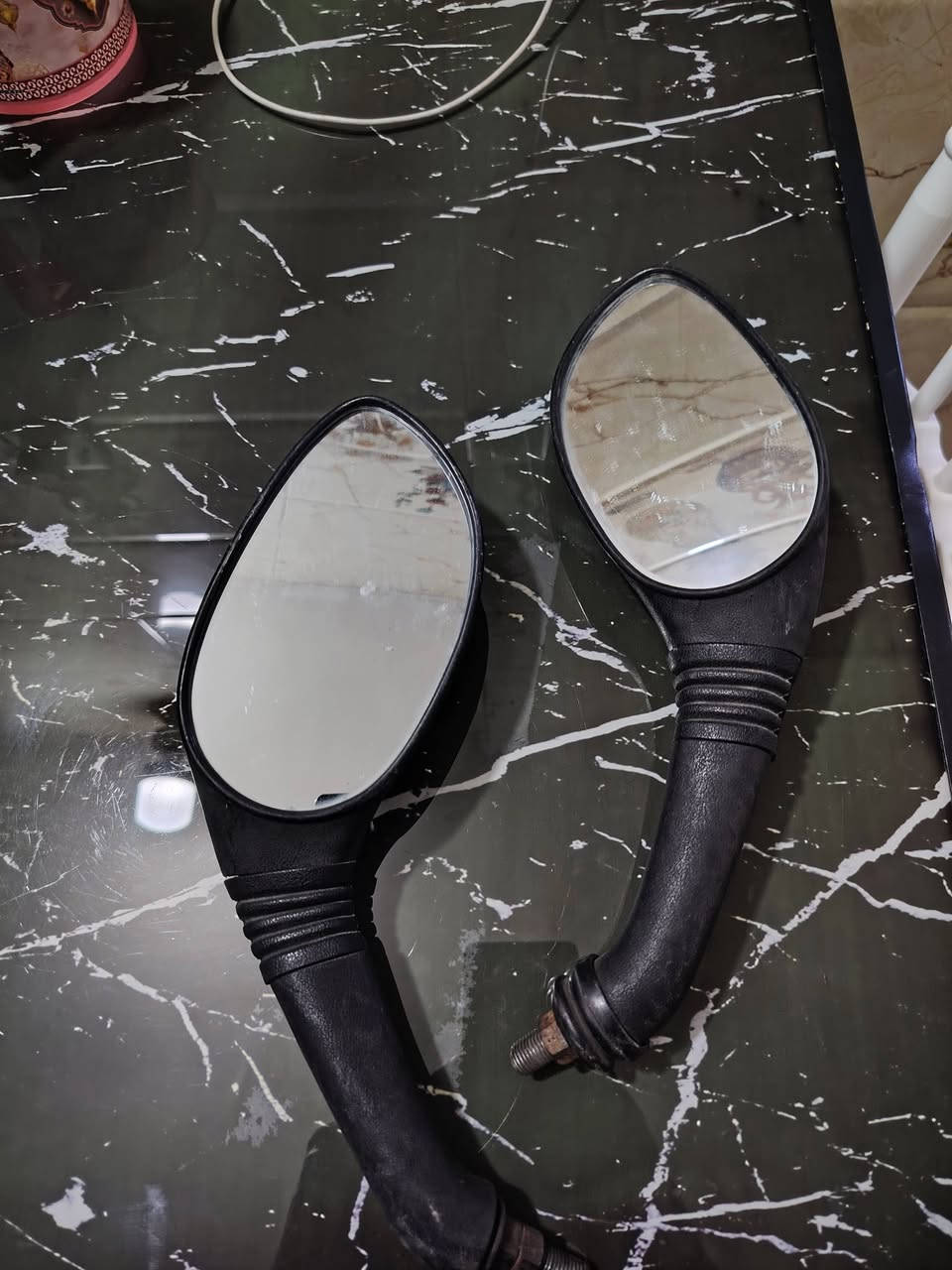 مرايات ياباني اصليه قيم واخذهم.. متواجد واتساب***********
