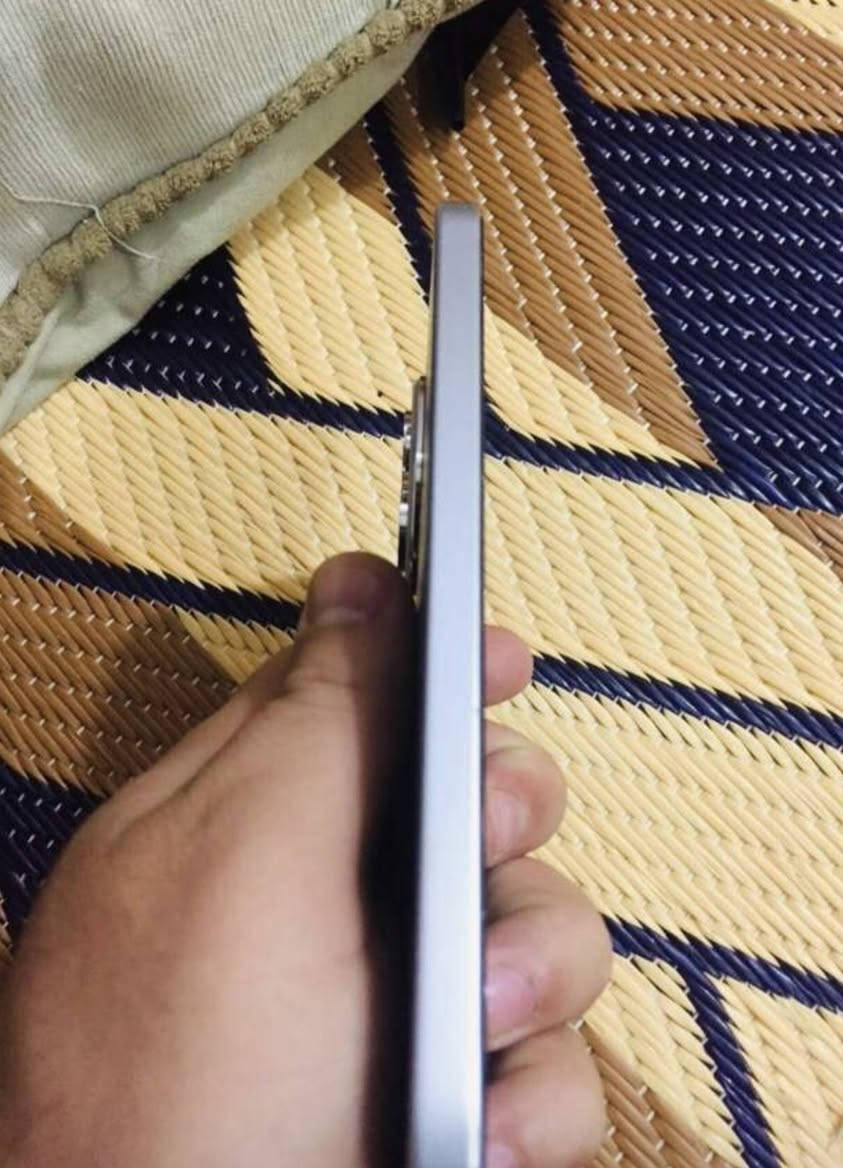 هونر 400 فايف جي الون تيتانيوم الذاكره 512شاحنه يدعم 100واط جهاز غني عن التعريف كامل ملحقات السعر 450وبي مجال رقمي ***********
