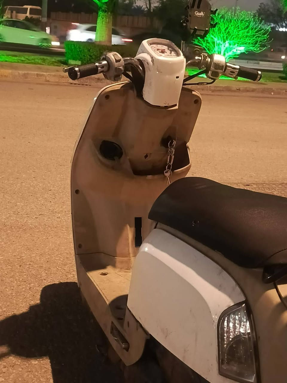 من رخصة الادمن المحترم
ماكس بوليس للبيع مودل 10 دراجه نضيفه وكلشي مبيها نقصه فقط جاملغ امامي وقبق بانزين فقط دراجه نكرة سلف بكل وقت شلعه قويه معدله محرك رياضي بوشه 55 اصل بلادي صالصنه اوراو ياباني
دراجه ممتعوبه ابد مال جناي 
اسف ع الإطالة والسعر اتصال وتشلع عيوني واني خادمكم مكانه كربلاء حي الغدير 
الرقم***********
