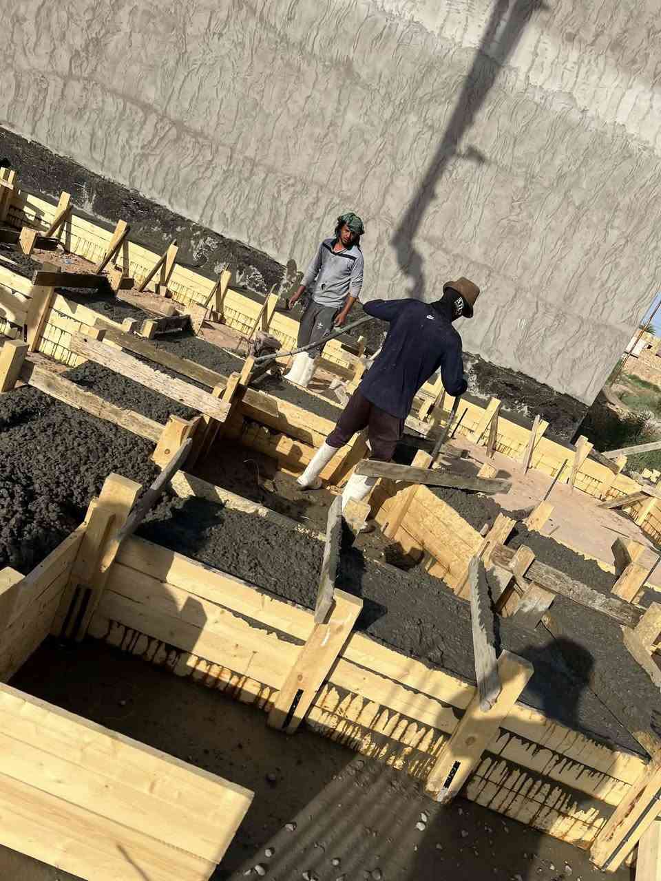 قطعه للبيع  
الموقع زوير  تقسيم حسين العلوان 

المساحه 200 متر. طابو زراعي 

القطعه  مع بتلو كامل خريطه حلوه 

ابو ديما  ***********
