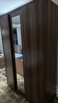 كنتور وسرير للبيع مع الدوشك الموشراي ياريت يرفع المنشور‏‪07871169657‬‏...