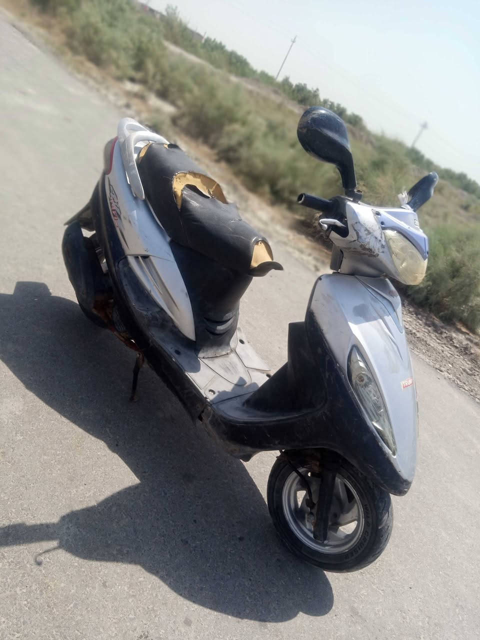 للبيع دراجه symسيام مكينه قوته125 الدراجه كامله كهربائيات رون طوافه مكينه عوزه تجفيت ابيعه كوم حديد راسلني على فيس أو بيك خير أو تدلل


**إذا كنت صاحب هذا الإعلان وتريد حذفه لأي سبب، رجاءا أرسل رسالة إلى الدعم الفني**