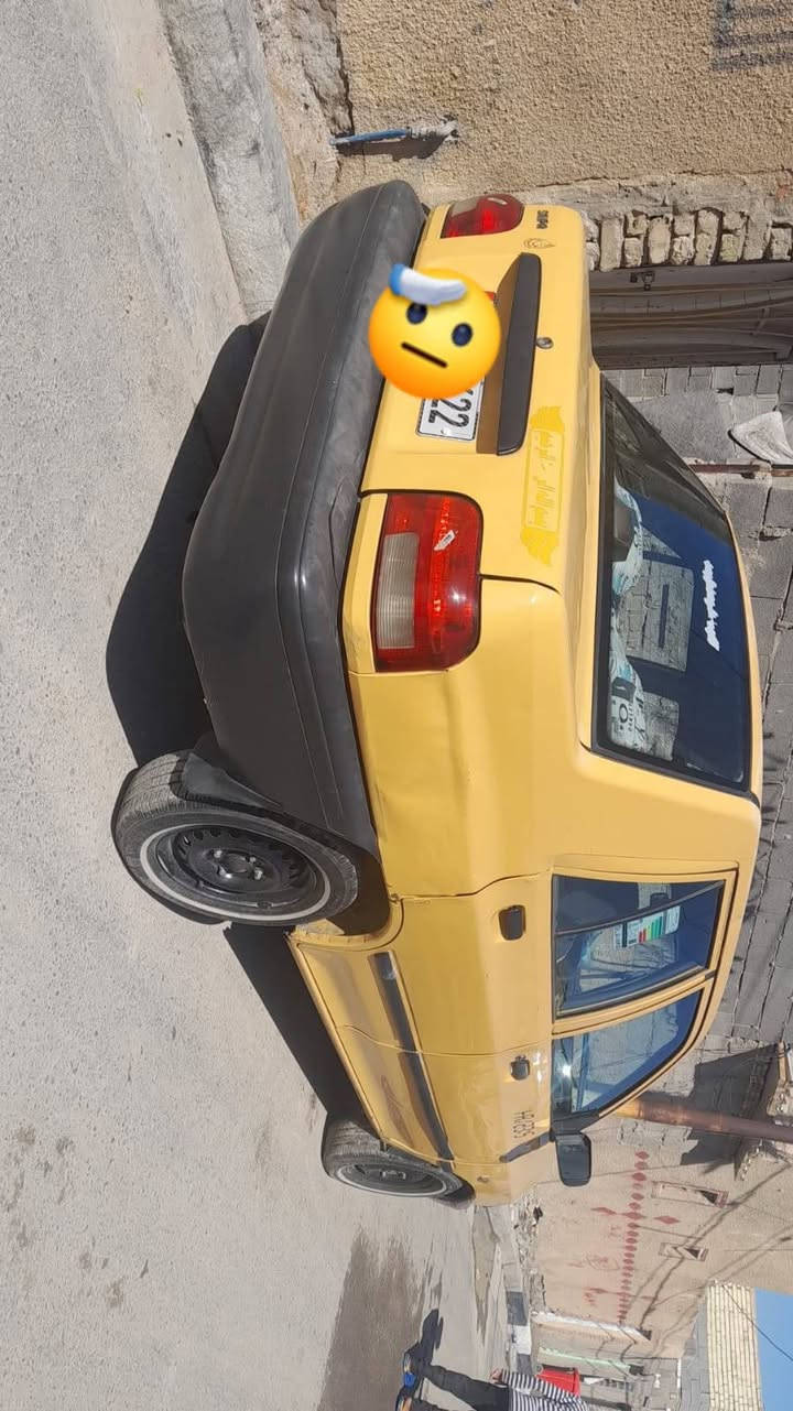 السلام عليكم سايبه 2015 كير ومكينه خير من الله تبريد تدفه شغال سياره بسمي مصفره من كلشي رقم نكليزي تحويل مباشر بيها شاصي واحد مابي شي وثاني مفطور ومامسوي سياره خيره من الله ترايك البصره.          

السعر30وبيها مجال
بغداد ام الكبر والغزلان شارع ابو الريش ***********
