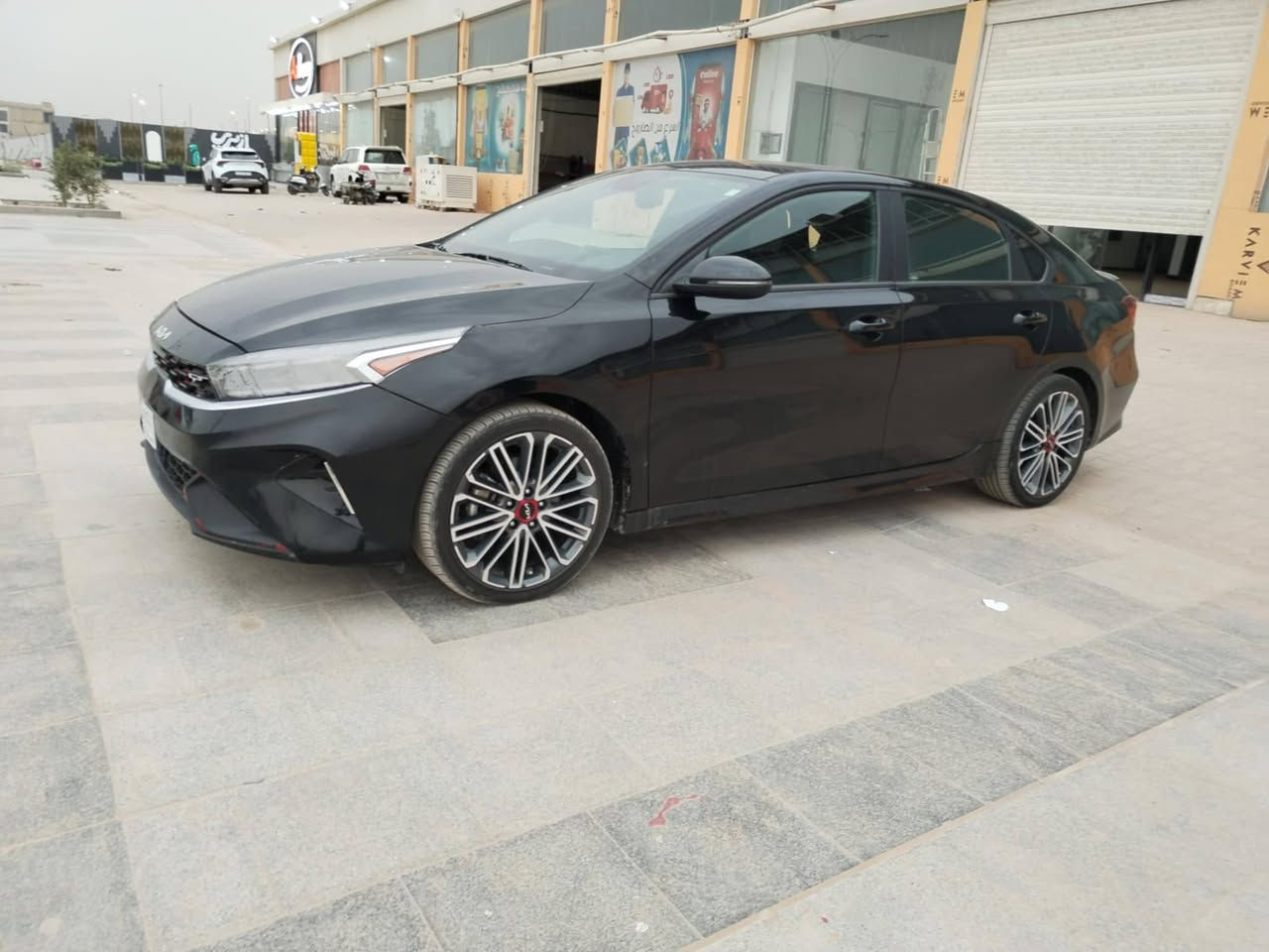 السلام عليكم
كيا فورتي  🅖🅣 موديل 2023
محرك 1600 تيربو  كير 🅓🅒🅣 
ماشيه 23
حادث بنيد تبديل
فول مواصفات 
سلايد روف 
كشنات اماميه تدفئة تبريد  
تبريد بيانو (  مناخ منفصل) قطعتين تبريد 
بصمه ( تشغيل عن بعد)+بصمه ابواب وصندوق ترحيب عند الاقتراب 
سترين 🅓 رياضي مع شفتات
سستم صوت (هارمن كاردن)
لايتات بك لايتات 🅛🅔🅓
شاشه كبيره مع كامره دواره 
شحن وايرليس
حساسات خلفيه
رادار جانبي  مع تحديد مسار مع كروز سرعه
دبل اكزوز
اوتو هولد. سايد بريك دكمه
ويل 17
حرة بدون رقم
السعر: 140وبيه مجال
الرقم // ***********
المكان الناصريه
