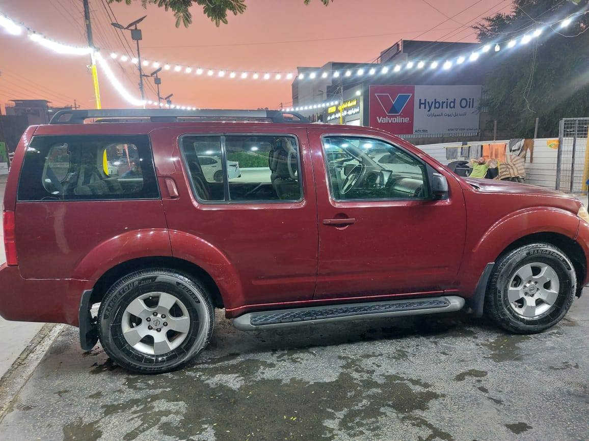 السلام عليكم سياره نيسان بافندر موديل 2008 وارد أمريكي بيها جاملغ سياره خير من الله مكينه كير يخبلن حداديه 50 تبريد شغال علا وضع الشركه شاشه جديده 7 راكب رقم بغداد جديد مكان السياره بغداد الغزاليه رقم الهاتف ***********.     سعرها 80 بيها مجال
