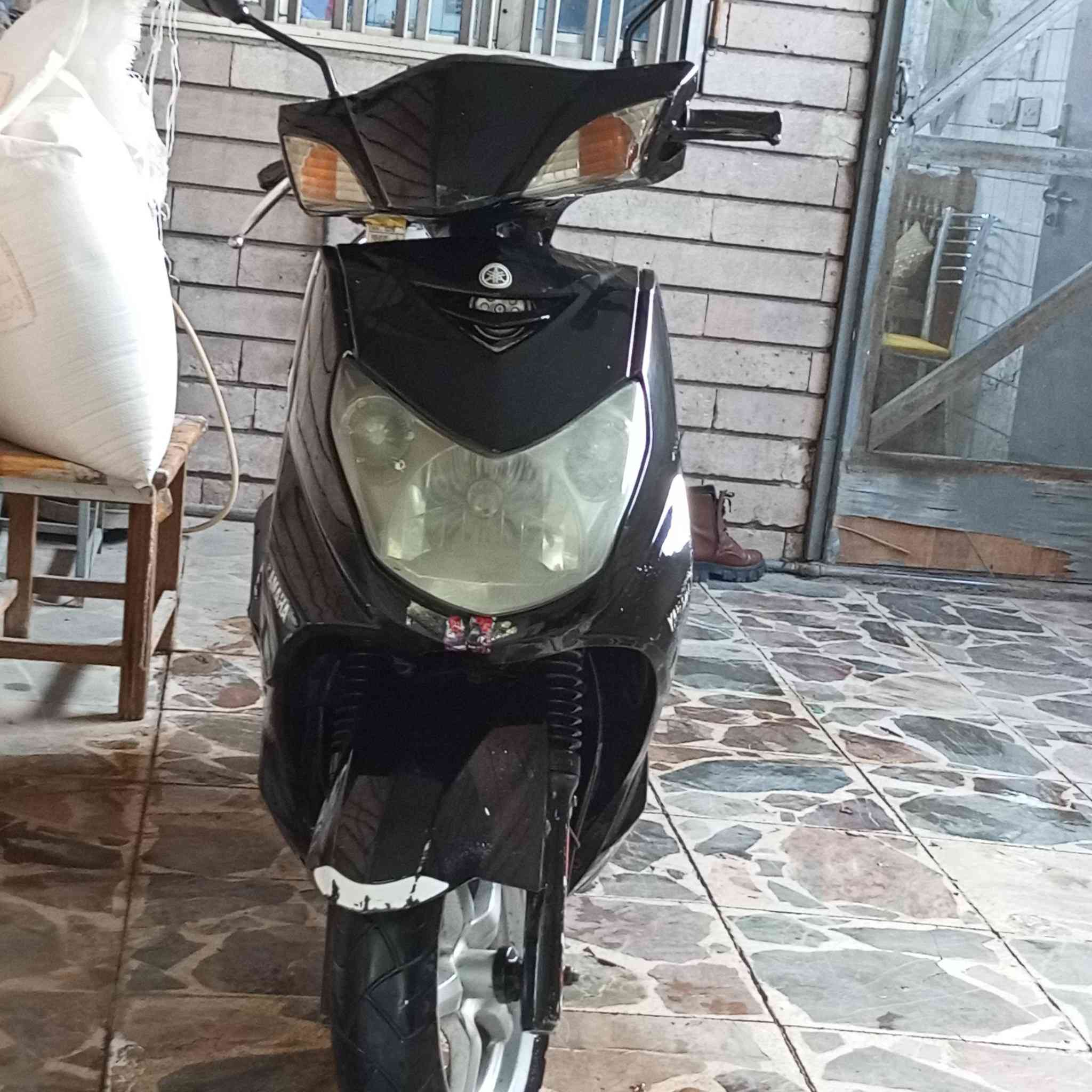 سكنس فحل كابريتر الدراجه كامله من كلشي تخم تايرات جدد كهرباهيات شغاله نعومه بلمكينه المكينه انطيه الك مكغوله كفاله عامه شلعه ومعدل دراجه خير من الله السعر 700 وبيه مجال للطيبين     واتساب ***********
