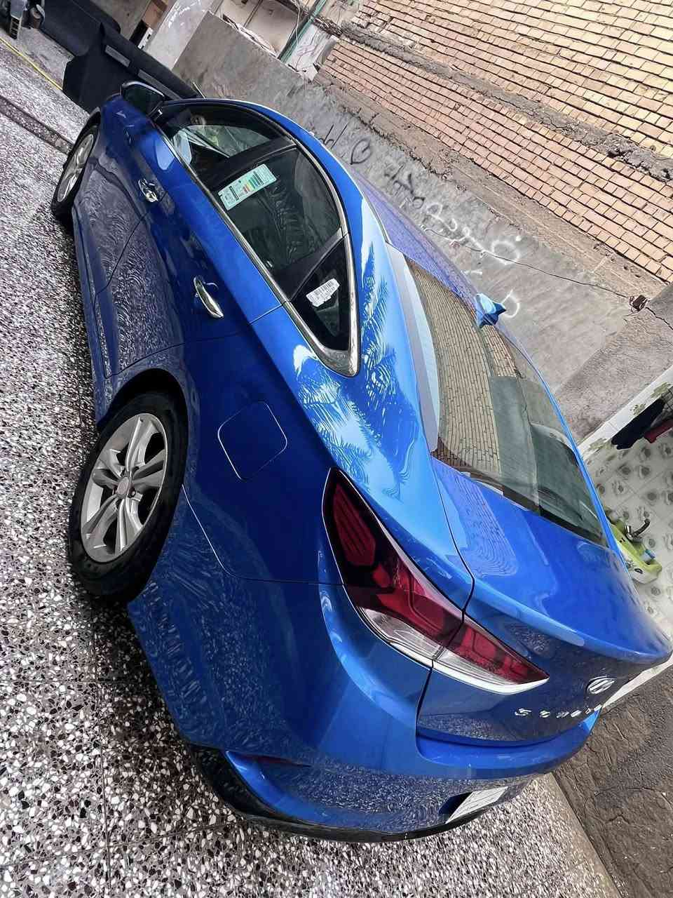 السلام عليكم ❤️
هونداي سوناتا موديل 2018 
رقم بغداد باسمي فول مواصفات مكينه كير حداديه بلاد تخم تاير حداديه مابيها نقص صور الحادث وسونار بالمنشور سعرها 117 بيها مجال مكاني السماوة
إلاتصال ***********
