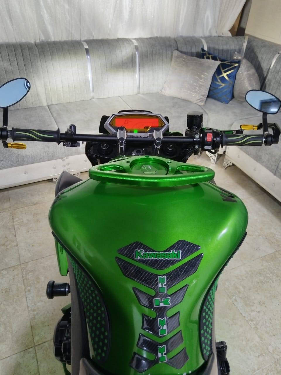 سلام عليكم شباب بطح كاوسكي z1000 مويدل 2013 ماشيه 22 الف رقم سنويه بغداد للبيع سعر 60 وبيه مجال عنوان سليمانيه رقم ***********
