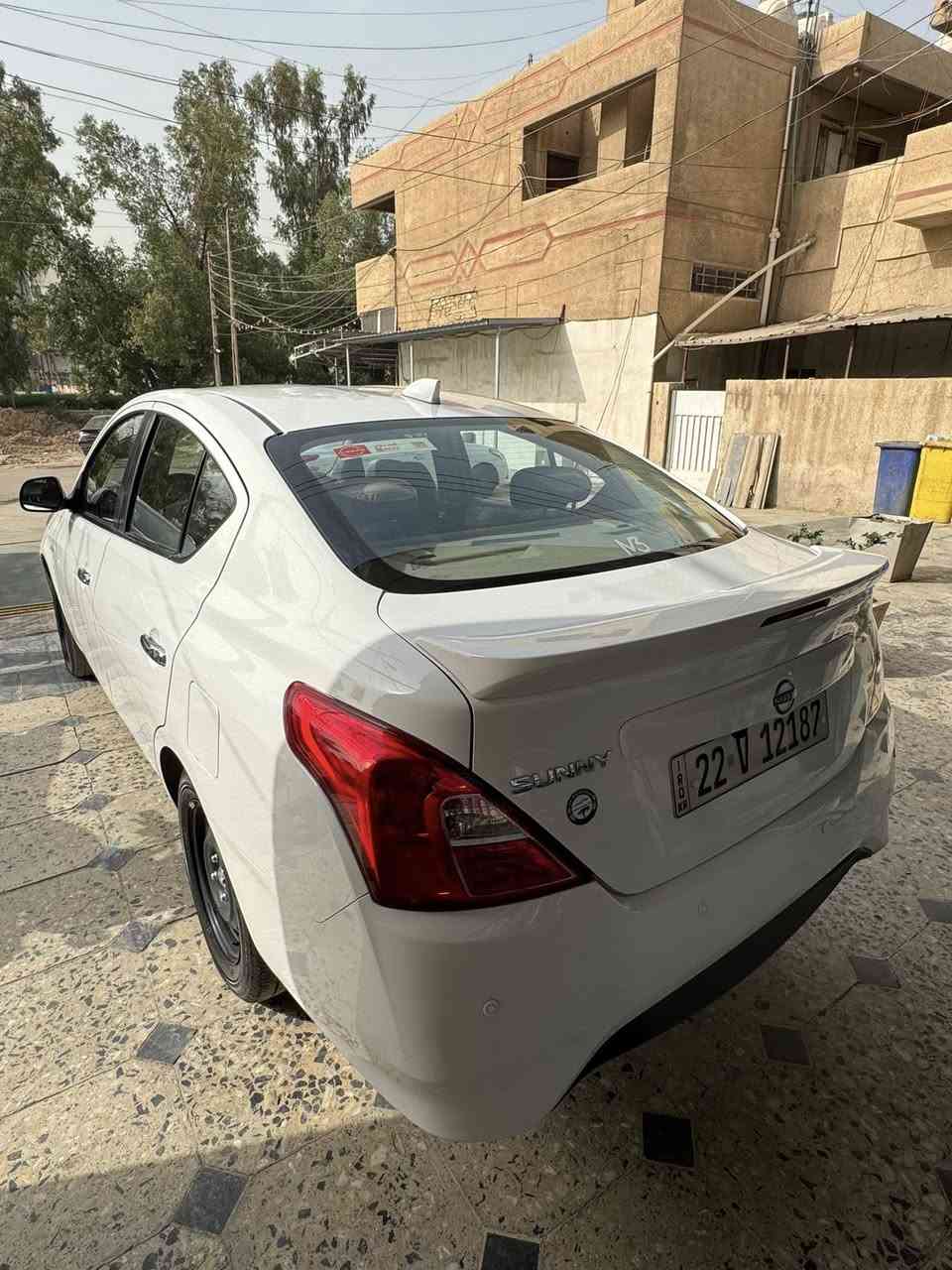 السلام عليكم 
سني هندي للبيع 
موديل ٢٠٢٤ 
سيارة نظيفة كلش بيها ضربة بالباب فقط راجعة على بارد بدون صبغ السيارة بعدها بضمان سور الوكالة وسيارة كامله من كلشي اي نقص مابيها ماشية ٥٤ الف كيلو متر

ب118

***********
