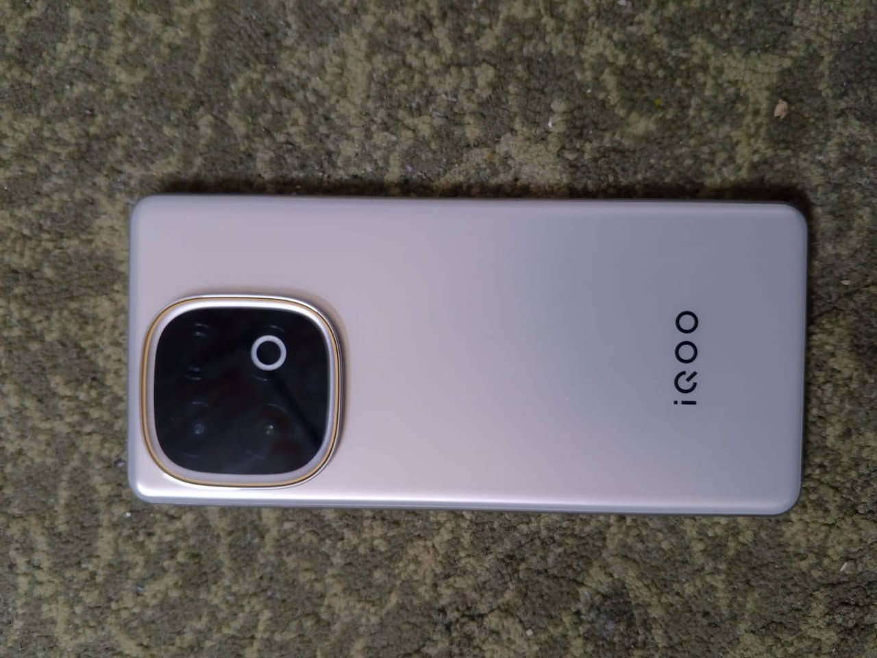 المعالج دايمنستي 9400 بلاس اقوا من سناب دراغون جين 4
الشاشة 144 فريم 
الرام 16 +16 
البطارية 8000 ملي انبير بطاريق قوية حيل سلامة البطارية 100% 
التخزين 256 
الهاتف مقاوم للماء و الغبار استعمال 4 اشهر السعر 625 بي مجال قليل كامل ملحقات مع كفر هدية


**إذا كنت صاحب هذا الإعلان وتريد حذفه لأي سبب، رجاءا أرسل رسالة إلى الدعم الفني**