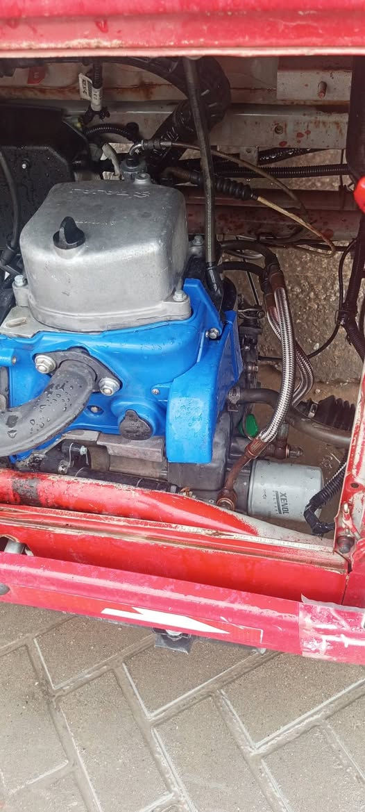 سلام عليكم شباب طيبين تكتك 18 بيه دوس ولغد معمر سعر 5500 وبيه مجال ***********
