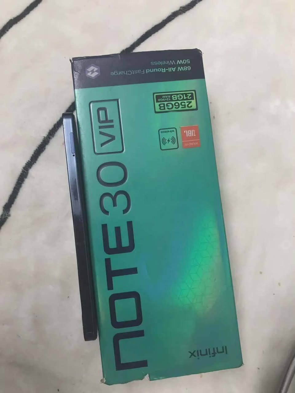 سلام عليكم انفنكس 30 VIP
ذاكره 256 (عشوائيه 12+9)
بطاريه (5000)
شاشه امولد (120)هيرتز 
بصمه شاشه +بصمه وجه
جهاز نظيف شوفه عينك الكامره الخلفية مفطوره واضحه بس ممأثره ع تصوير ابد تجي وتشوف بعينك +الكامره الاماميه توقفت ليش مادري فرمتت الجهاز ع حاسبه توقفت 
شنو تريد تعرف بعد ع جهاز تدلل راسلني وبخدمتك 
ملاحظة فقط كارتونه وي الجهاز 
مكاني بغداد سبع قصور
السعر 125
اسف ع الاطاله


**إذا كنت صاحب هذا الإعلان وتريد حذفه لأي سبب، رجاءا أرسل رسالة إلى الدعم الفني**