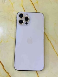 ايفون ١٢ بروماكس • ٢٥٦ • فيس ايدي متوقف