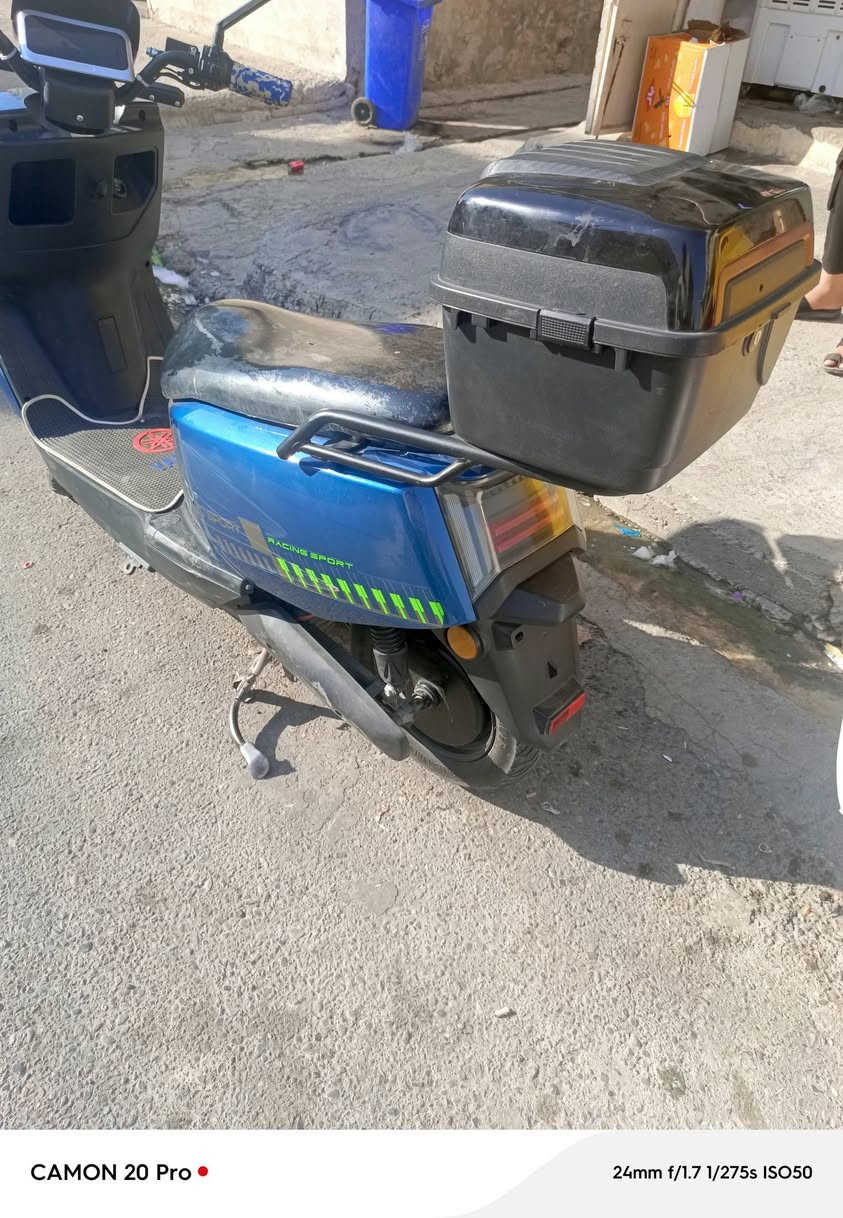 ماطور شحن للبيع
 5 باتري نضاف ملف 1000 سرعه 99
 ماطور شرط شغاله كهربائيات 
اشاير يمنه يسره خلاط 
عالي ناصي قوي 
بك لايت شغال
ماطور نضيف بس بي هاي الشخوط موضح بالصور
سعره 500 بي مجال 
***********
